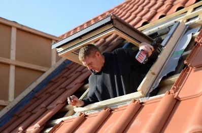 Pose de fenêtres de toit Velux à Cars